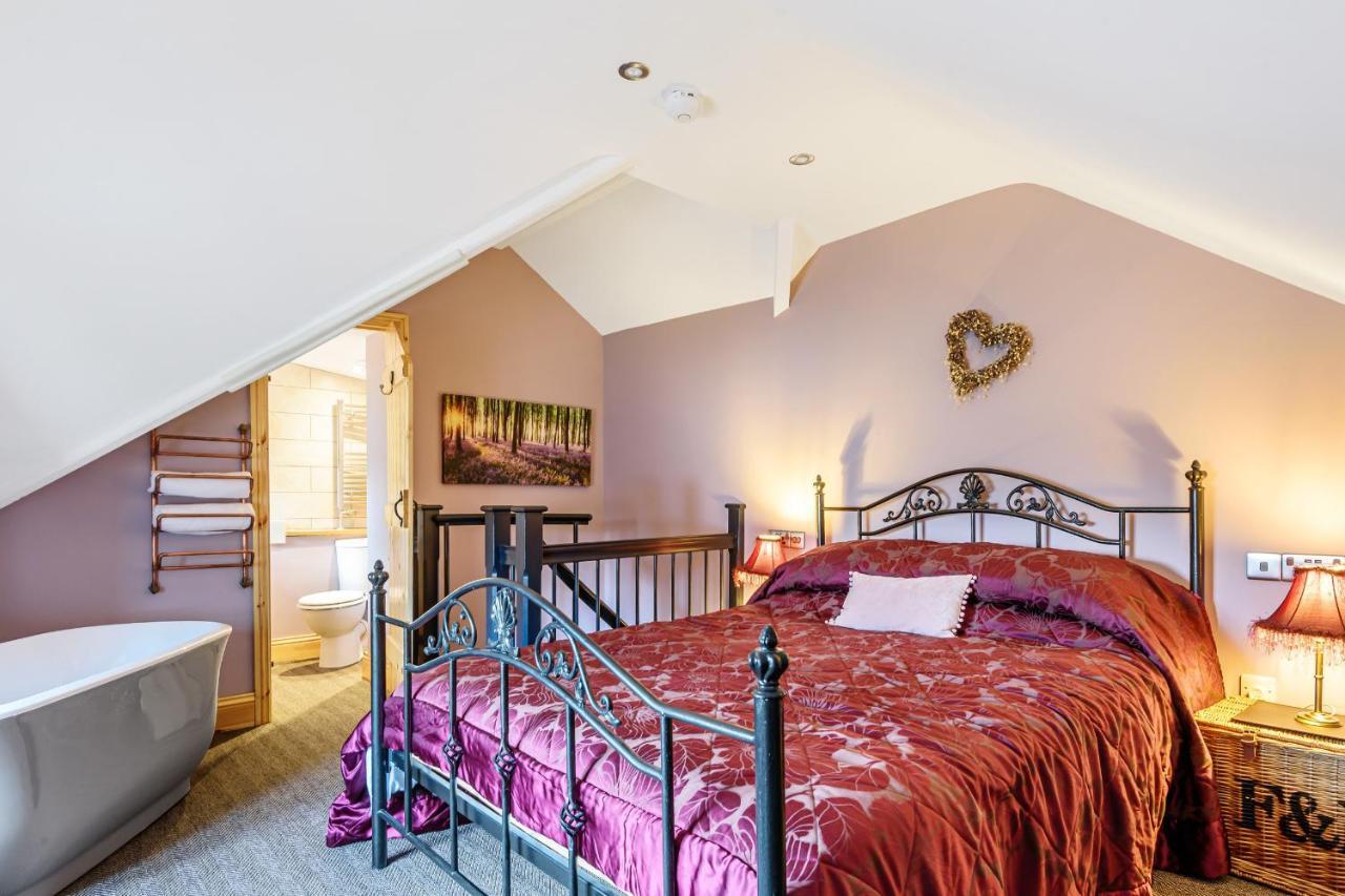 Old Village House Windermere Extérieur photo