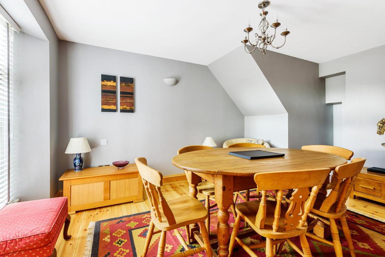 Old Village House Windermere Extérieur photo